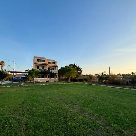 Dimitra 1 - Seaside Apartament *