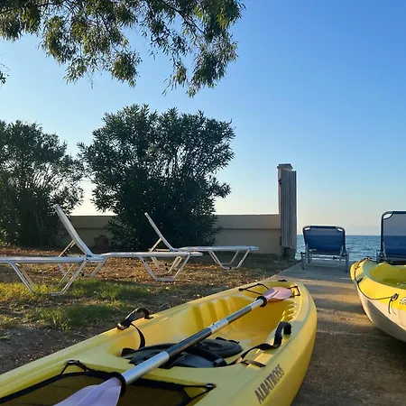 아파트 Dimitra 1 - Seaside 레프킴미